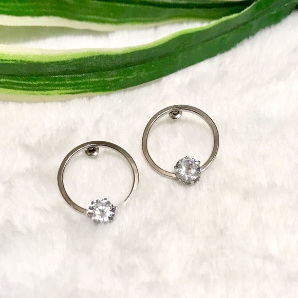 NEW: Stylish Silver CZ💎Geometric Circle Earrings - Picture 6 of 15